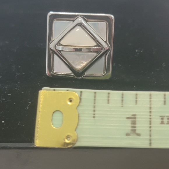 La Perla men's silver square cuff links with mother of pearl geometrical details - Picture 6 of 8